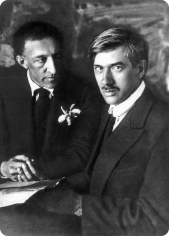 Александр Блок и Корней Чуковский на вечере Блока в Большом Драматическом театре. Фотография М.С. Наппельбаума. Петроград. 25 апреля 1921 года